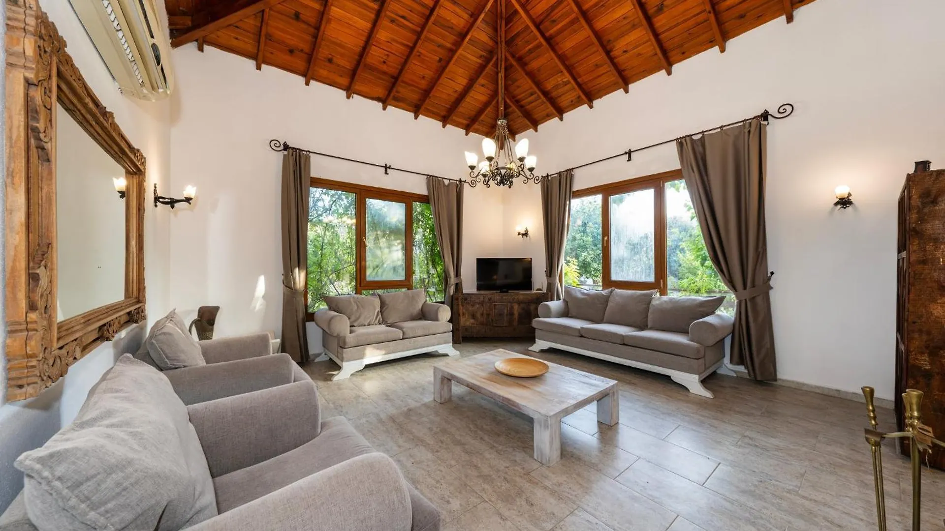 4 Bdr With Swimming Pool In Kayakoy Villa Fethiye