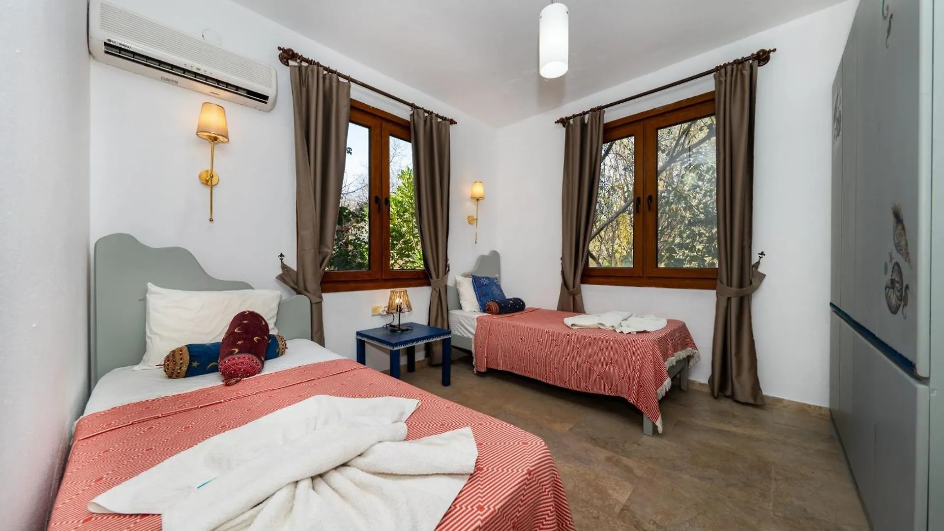 4 Bdr With Swimming Pool In Kayakoy Villa Fethiye